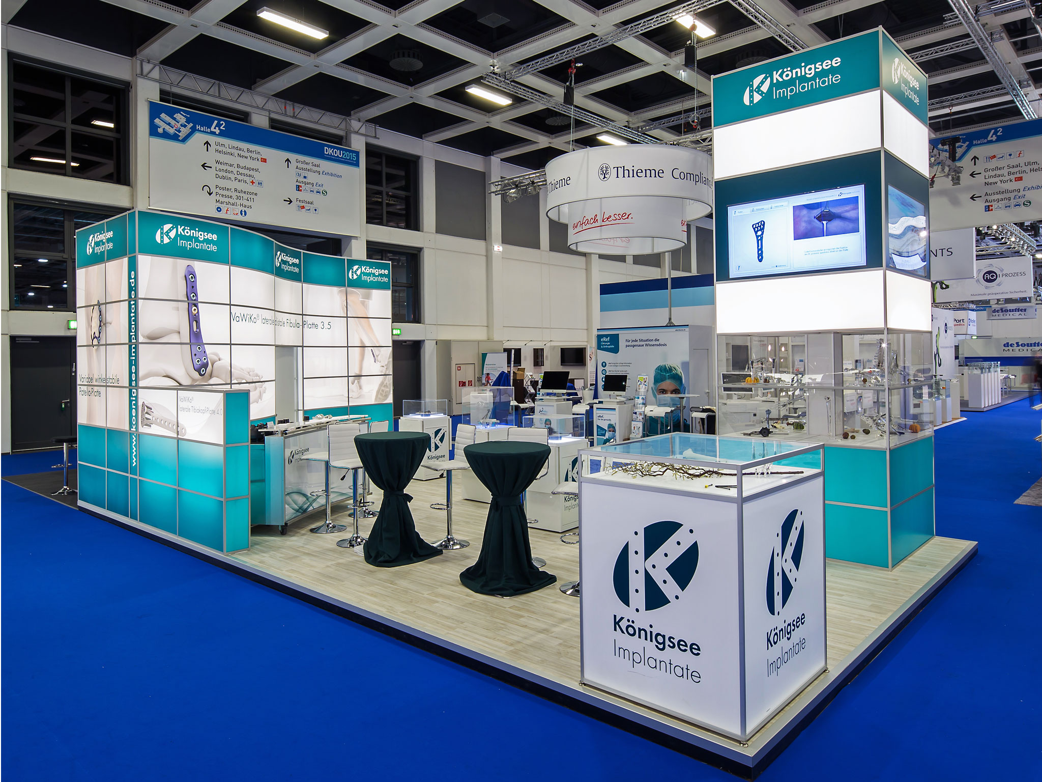 Portfolio Messebau - Messestand 9x5 Kopfstand