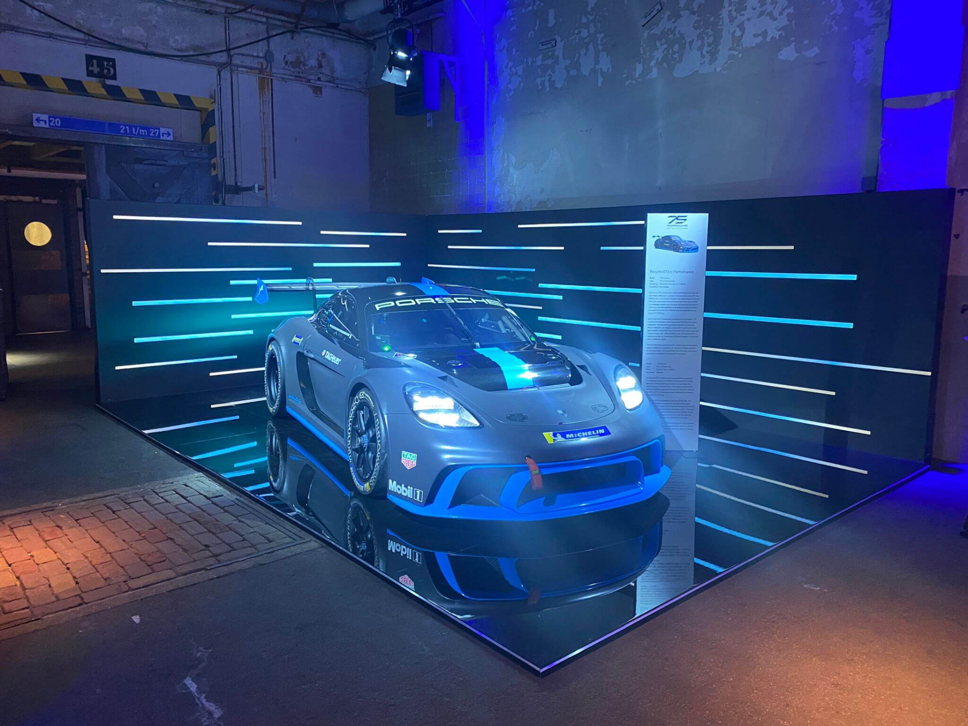 isyFLOOR ECO LITE - Referenz Porsche isyFLOOR ECO LITE - Referenz Porsche