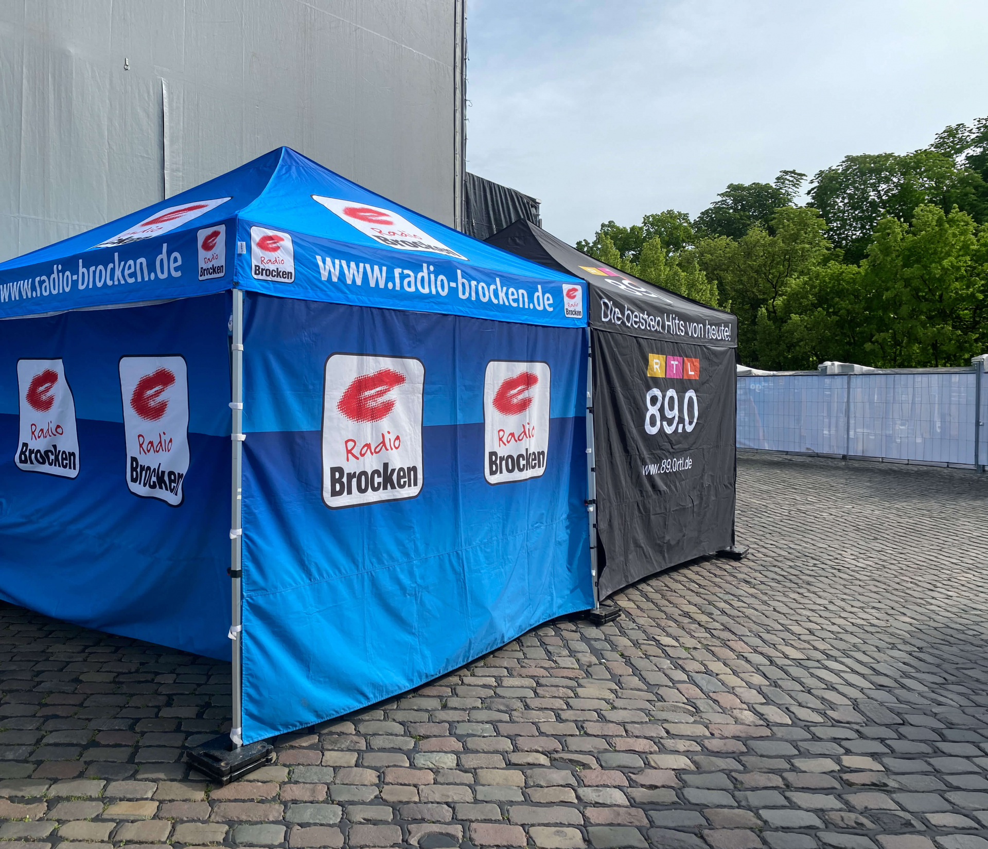 isyTENT Radio brocken isyTENT Radio brocken