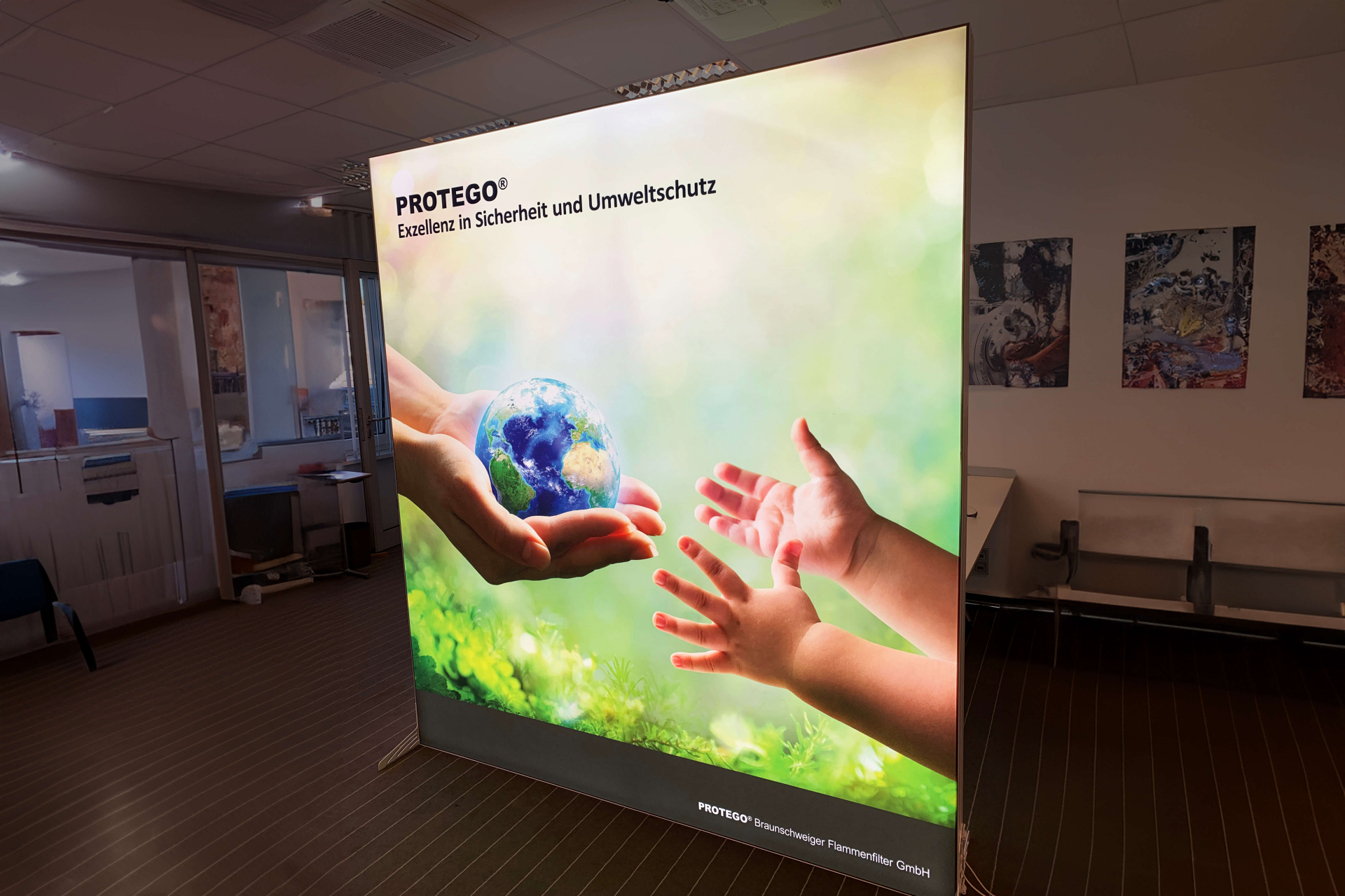 LED Leuchtwand isyLED12 Protego LED Leuchtwand isyLED12 Protego