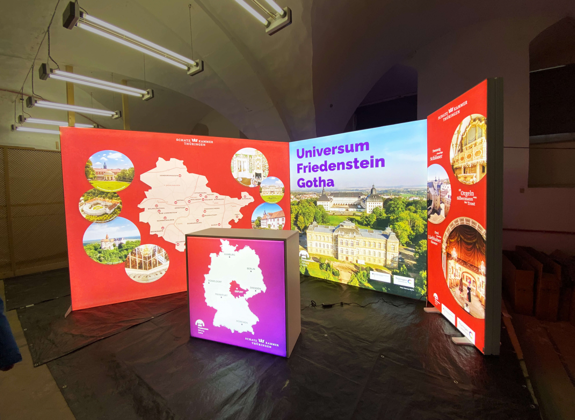 LED Leuchtwand isyLED12 Schatzkammer Thueringen LED Leuchtwand isyLED12 Schatzkammer Thueringen