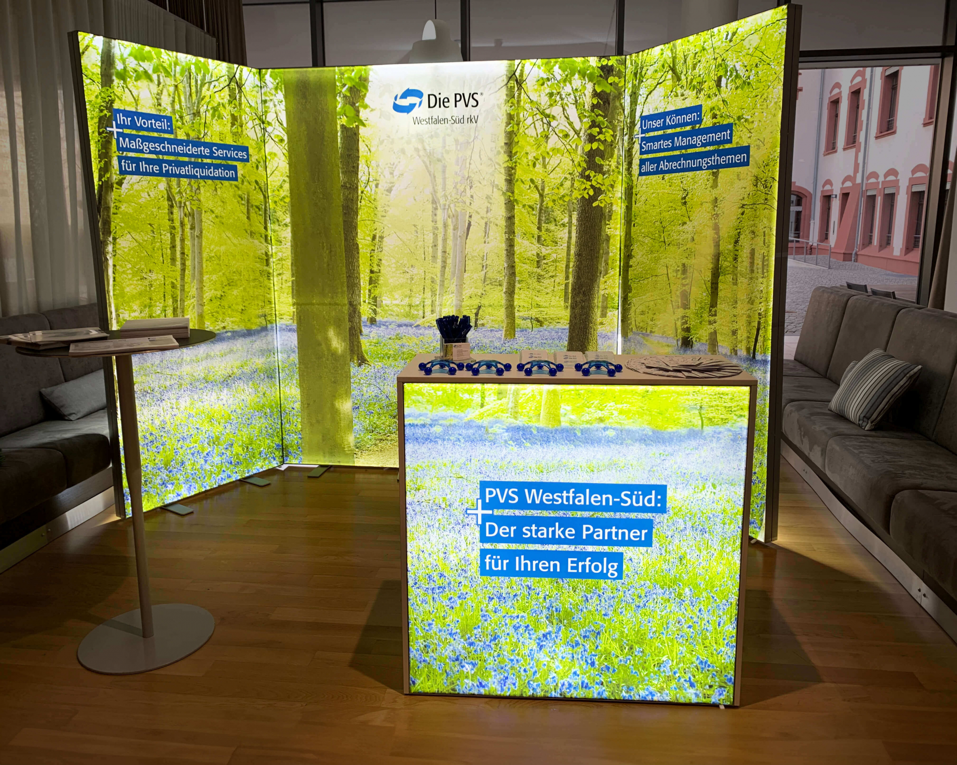 LED Leuchtwand isyLED8 Privatärztliche Verrechnungsstelle Westfalen