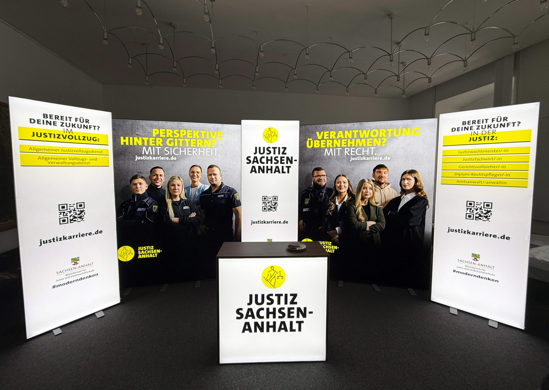 LED Leuchtwand isyLED8.1 Justitz SachsenAnhalt