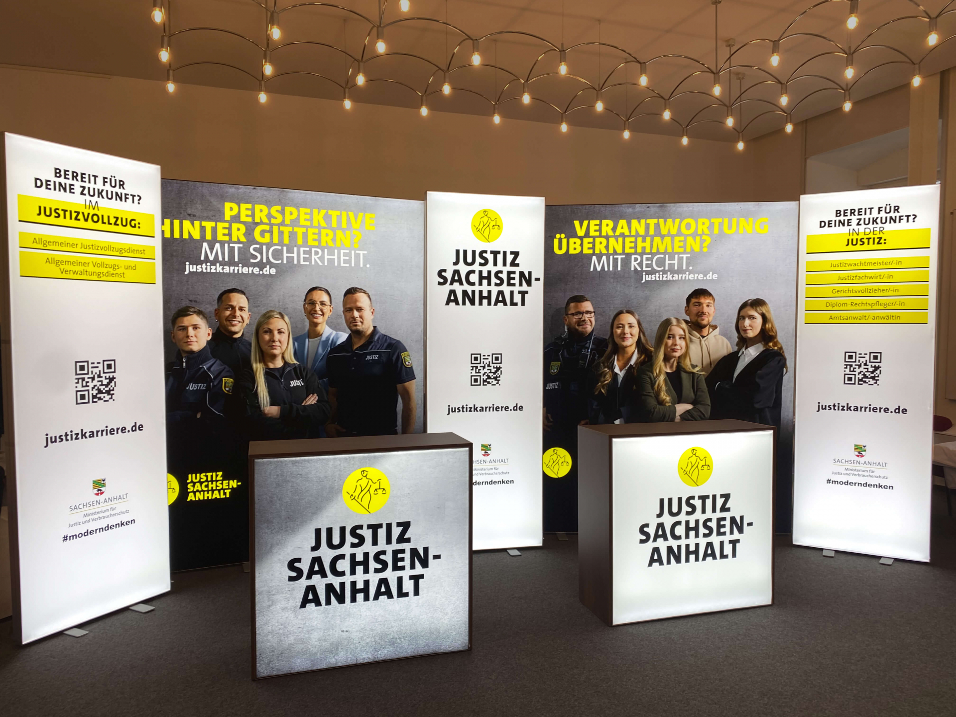 LED Leuchtwand isyLED8.1 Theken Justitz Sachsen Anhalt