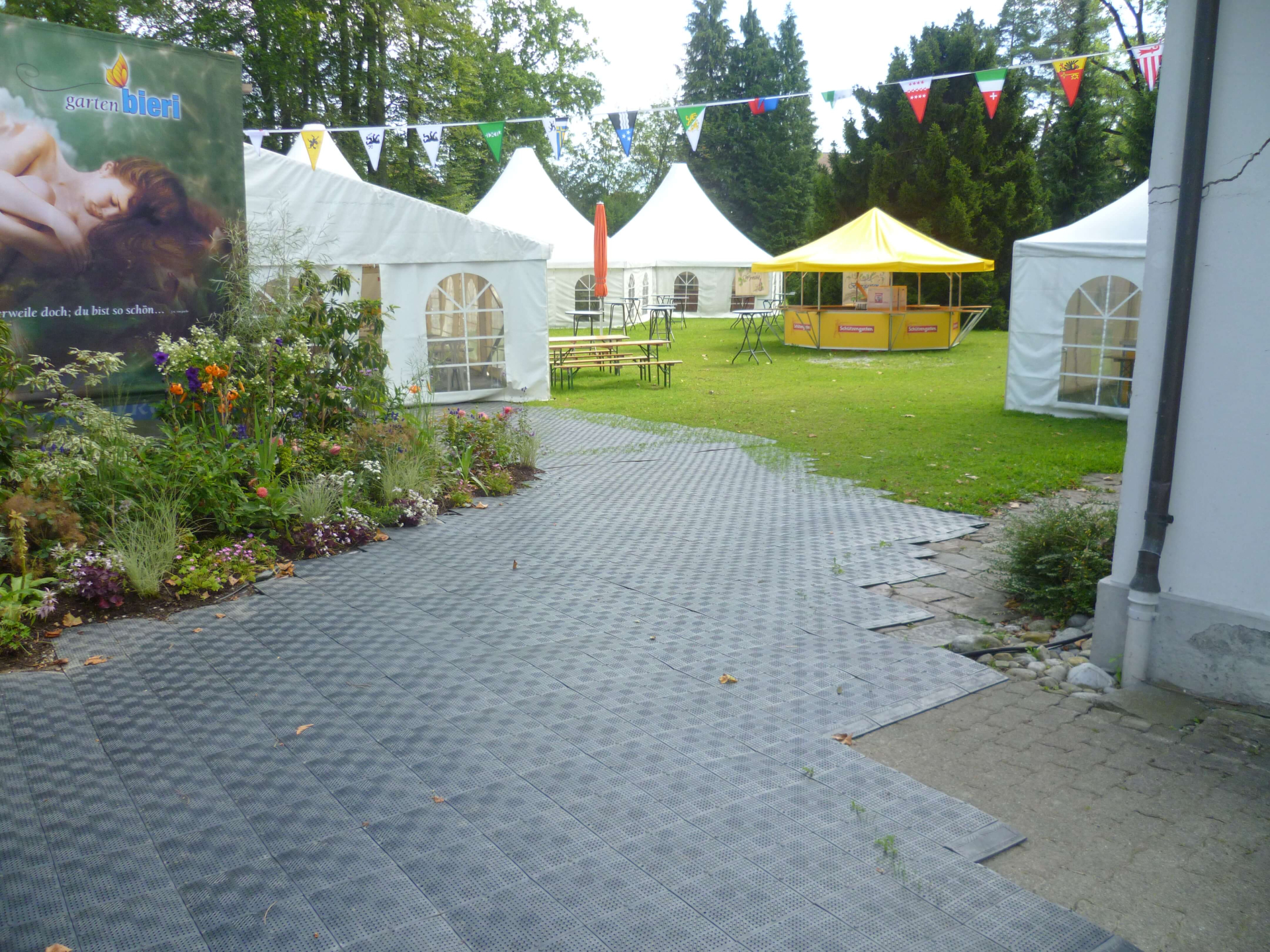 Bodenplatten Bodenplatten