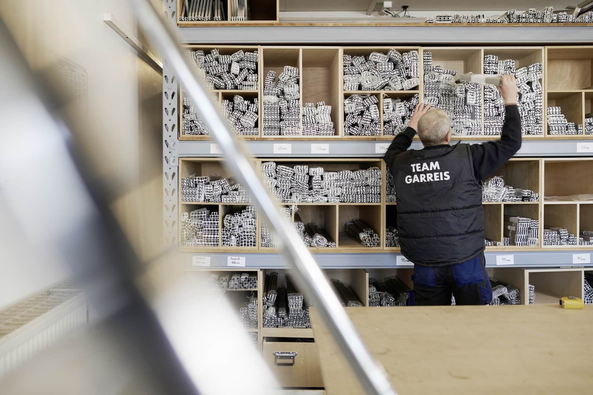 Schreinerei + Metallbau Schreinerei + Metallbau